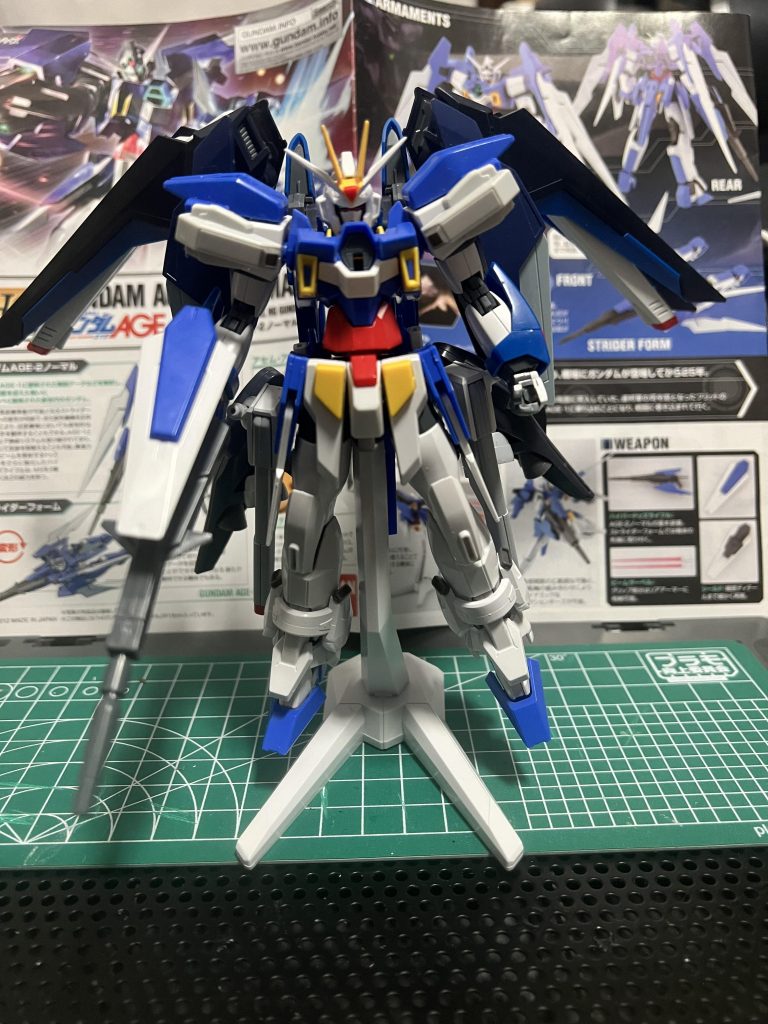 ライフリのパーツ以外はヘリオスの余りパーツのフリーダムの足の装甲、ライトニングブースターの羽、インパルスの腰パーツ、ファラクトの肩のフレキシブルブースターなど