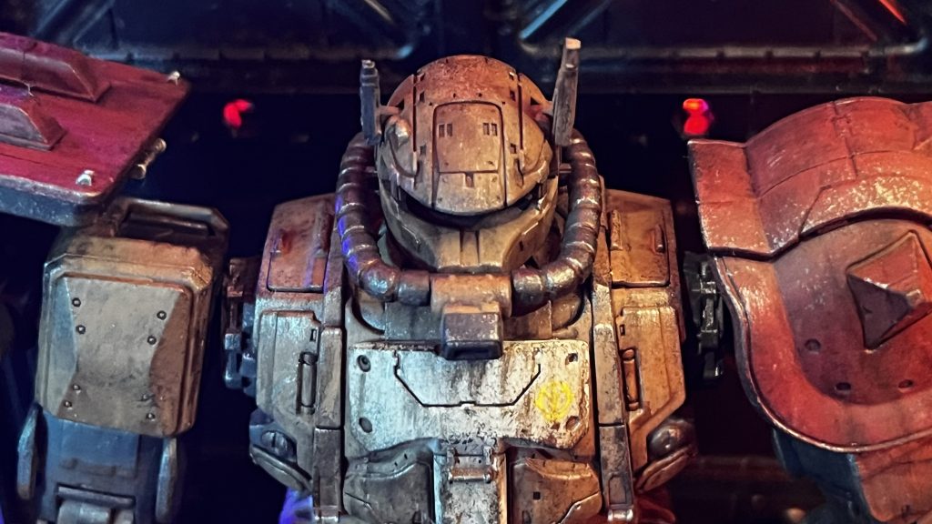 とりあえず映像作品が凄すぎて、それに近づけたくて、複雑味を出すことを念頭に、塗装とウェザリングを重ねました😊