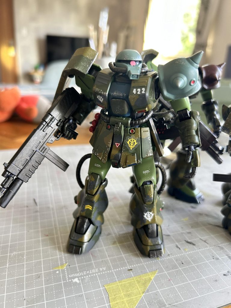 3体連続で迷彩塗装したおかげで、パパ機の迷彩が一番キレイな気がする。皆、ごめんよ。 