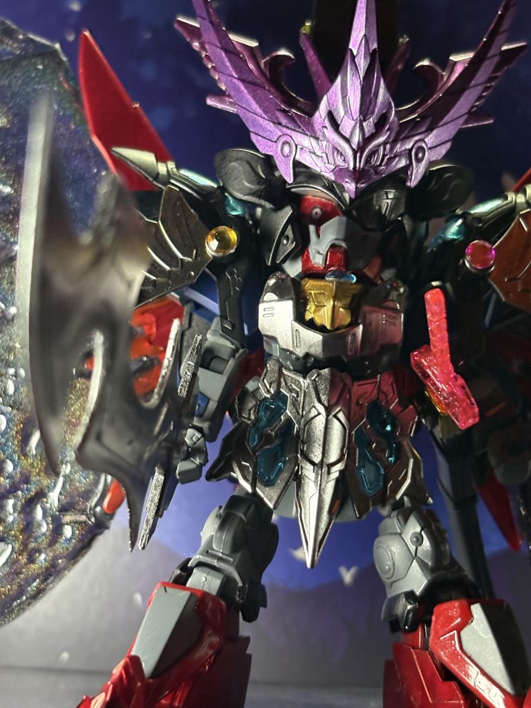 モチーフに同じ光の翼持ちで血の涙があるデスティニーを合わせていますカラーリングは軽装は色を深めにしてSPEC.Ⅱっぽく、鎧は逆になるようにしました 最後までご覧頂きありがとうございますm(_ _)m