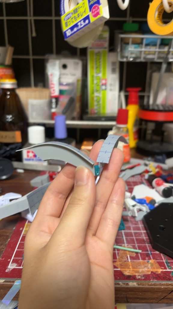 角が気に入らなかった為、スクラッチ中