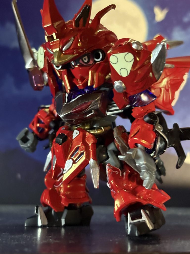 鉄斗羅のギミックである牙忍から頑駄無へのギミックはオミットしてますが、呂布シナンジュのギミックはそのまま頑駄無軍団に潜入した際の姿と言うことに