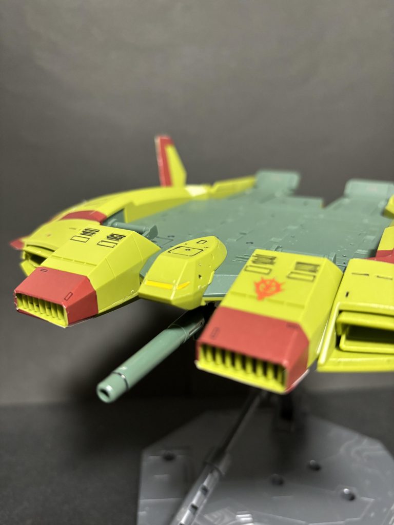 あとは上に乗せるジオン残党軍カラーのMSの調達です😅