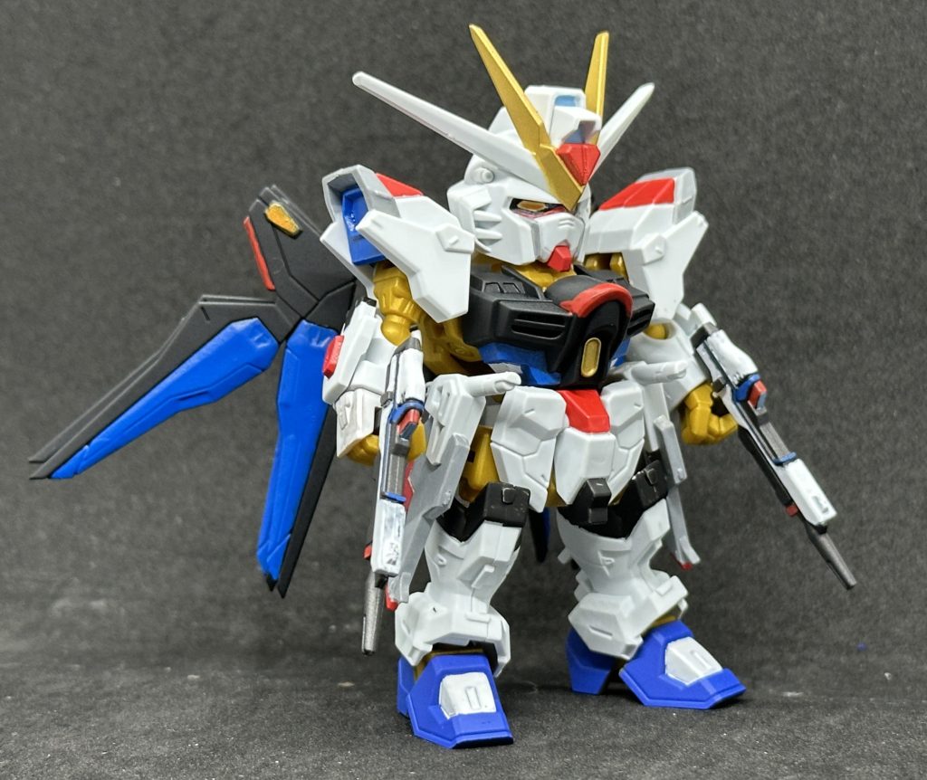 まずはストライクフリーダム弐式から所々武器足りないとはいえ一箱でまとまってるのが凄い