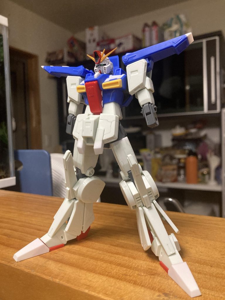 フェイスパーツ差し替え、肩パーツ延長、太もも延長、つま先延長、胸部プラ板追加。