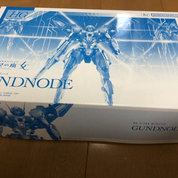 駿河屋でガンドノードが安かったので購入しました。完成した感想ですが、足がエロい。ポージングもつけやすいのが👍（1枚目）