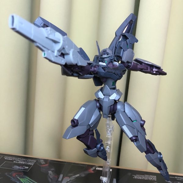 駿河屋でガンドノードが安かったので購入しました。完成した感想ですが、足がエロい。ポージングもつけやすいのが👍（5枚目）