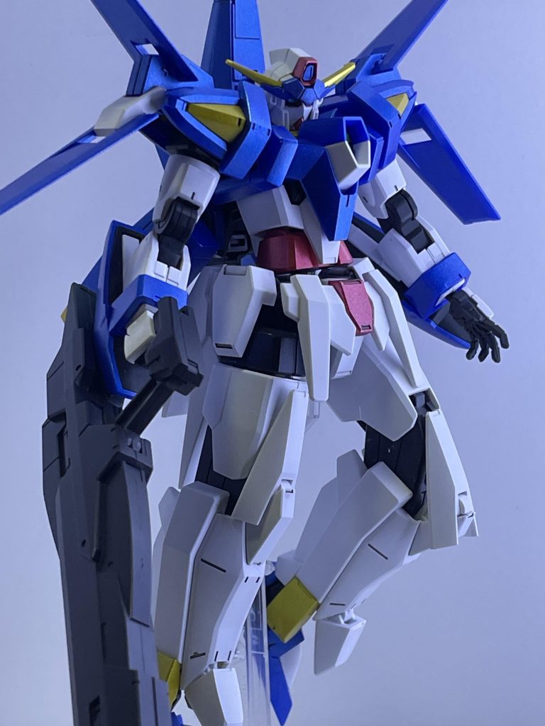 ZZガンダムを模した造形で、普通にカッコいいです。