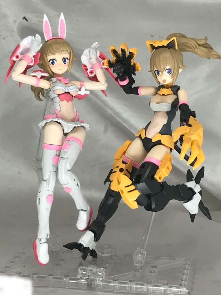 うさぎふみなとねこふみな。虎フミナ?30ms準拠なんでこういうことも可能です。あばたーふみなの髪は二修理の前髪がついているので選択式となっており、片方を切り捨てしてなければならないんですが、後頭部を別に用意すればこうして活用できます。