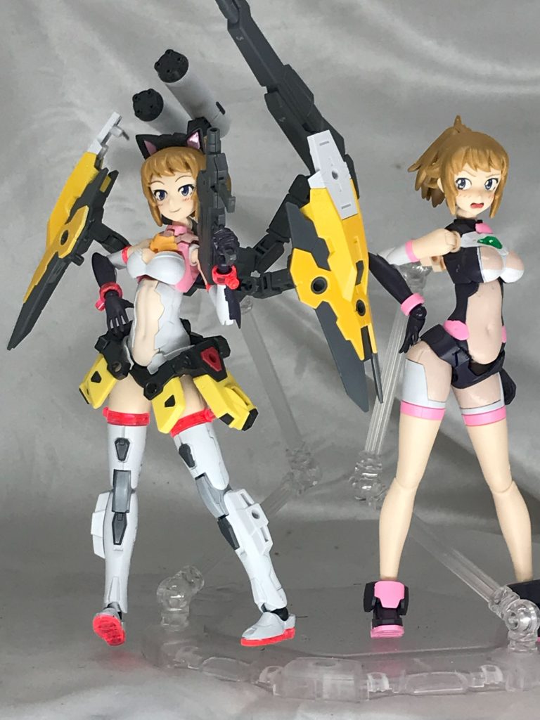 やっぱり原作準拠のフミナ顔にしたい!という欲求から改造しました。正直可愛さでいったらどちらもいい勝負なのですが、ホシノフミナとしては、と考えるとこの顔が最高です。