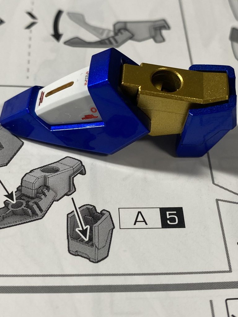 足の映り込みはとても良い。