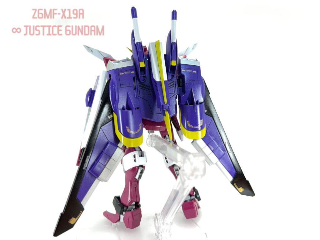 ファトゥムは紫で塗装してる方ばかりだったので便乗して調色した紫です。大分色強いかも。