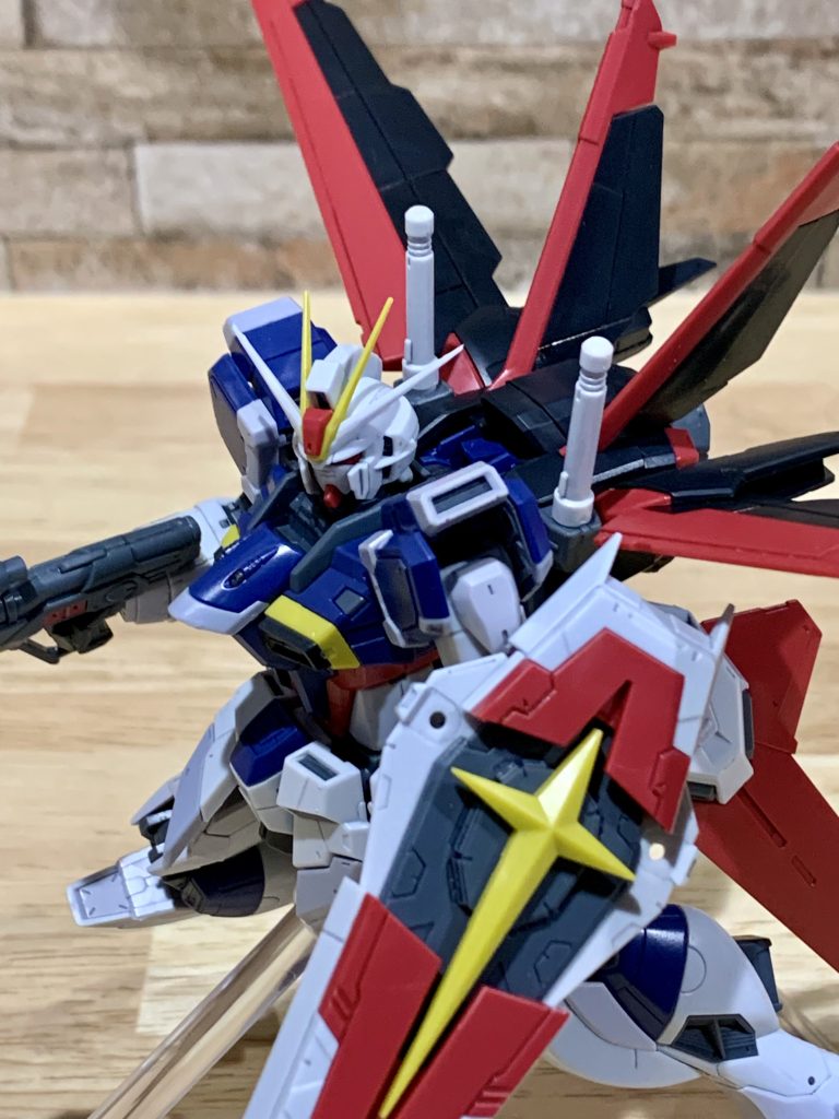 閲覧ありがとうございました。自己満足のスミ入れ模索でした。今回は、バラす過程でパーツが千切れかけたり、折れたりしました。雑になってはダメですね。反省。