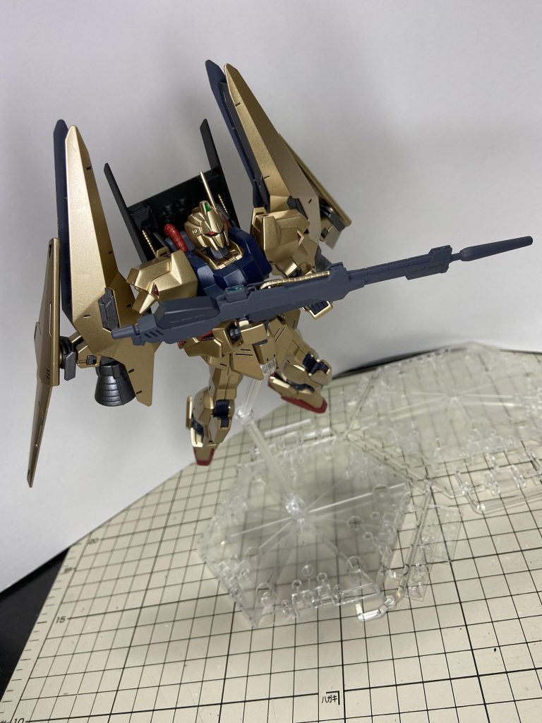 MGスーパーガンダムの箱絵っぽく………難しい！！ご覧いただき有難う御座いました！次の作品も一生懸命頑張ります！ごきげんよう！
