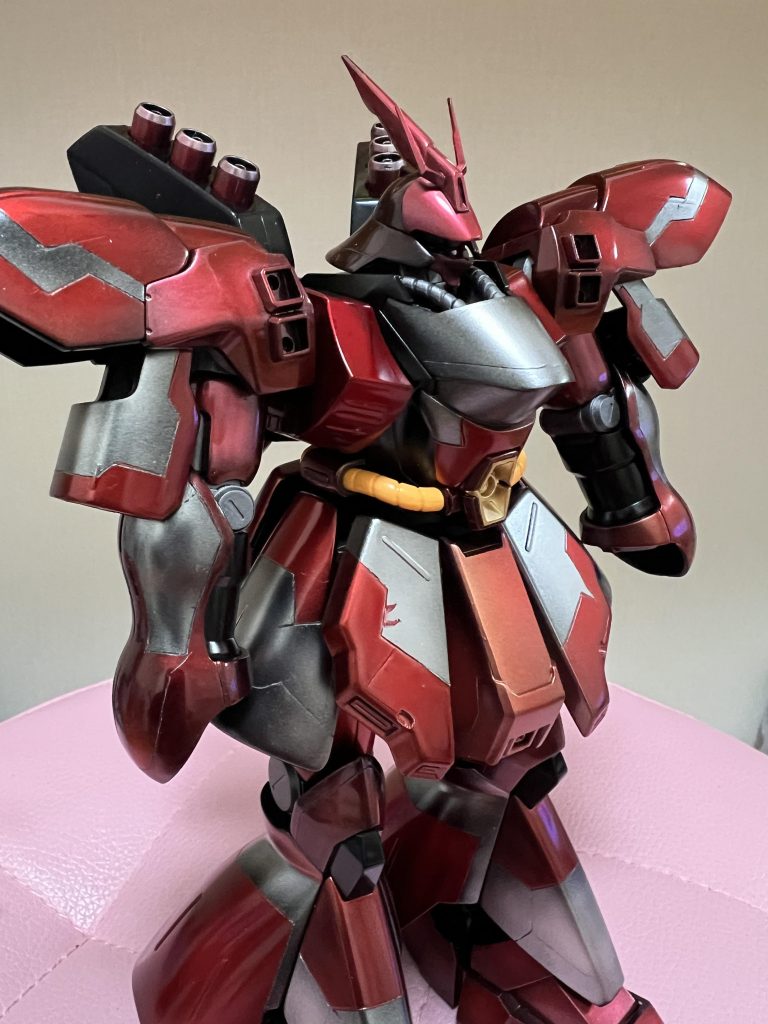 塗り分け途中。豪快にはみ出してます。キャンディ塗装は奥が深そうなので今後も色々試したいと思います。ラスボスの前にもっと修行します。