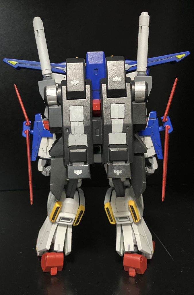 後ろから。バーニアを忘れていました。