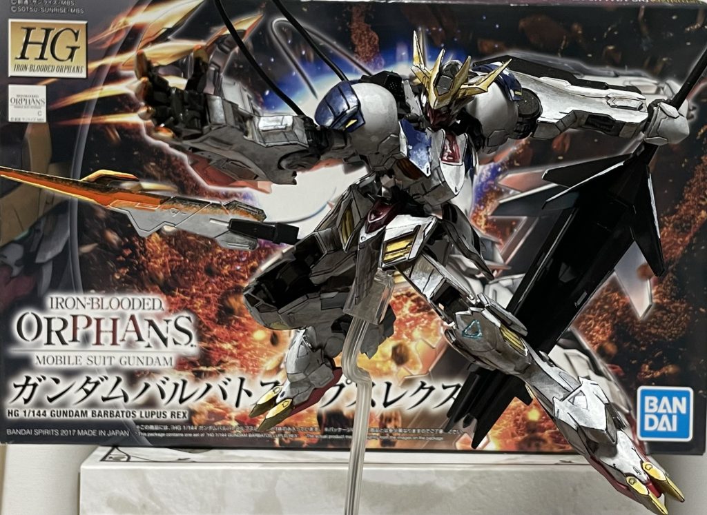 武器が上手く角度つかなくて両腕右手です