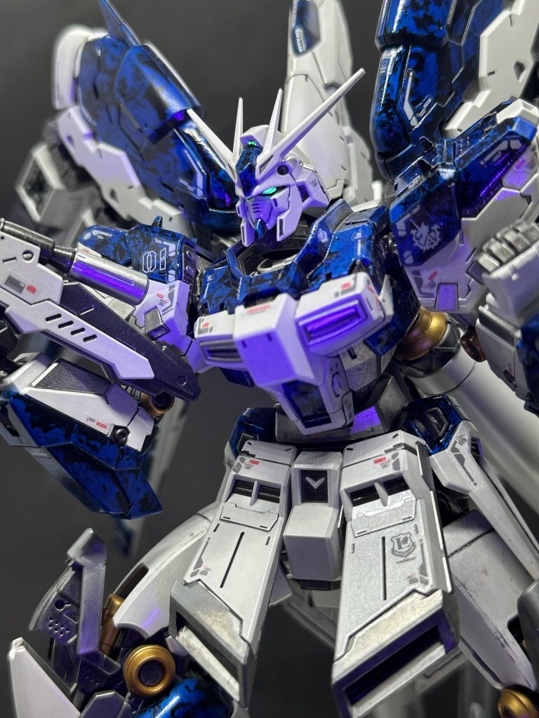 カーソルやモノアイなどはブラックライトで発光するようにしてあります