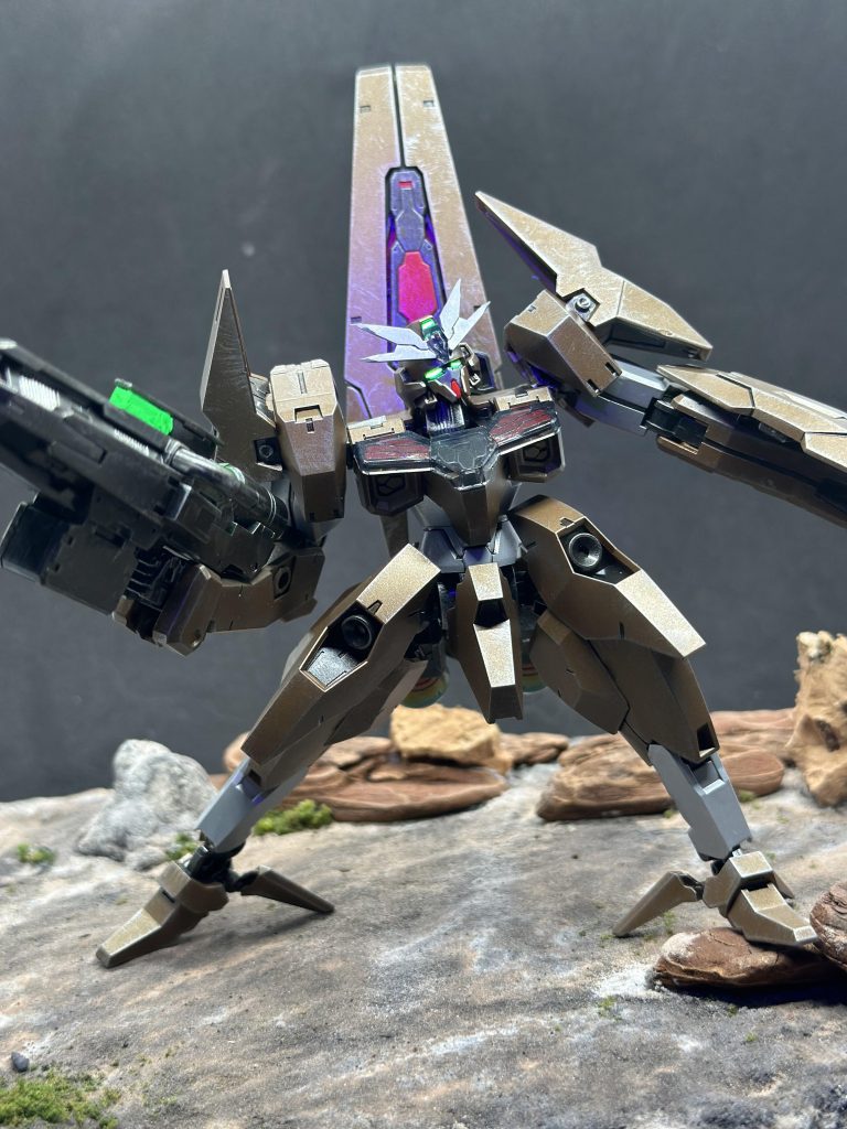 モノアイ光らせるだけでもかっこよくなるんですネェー