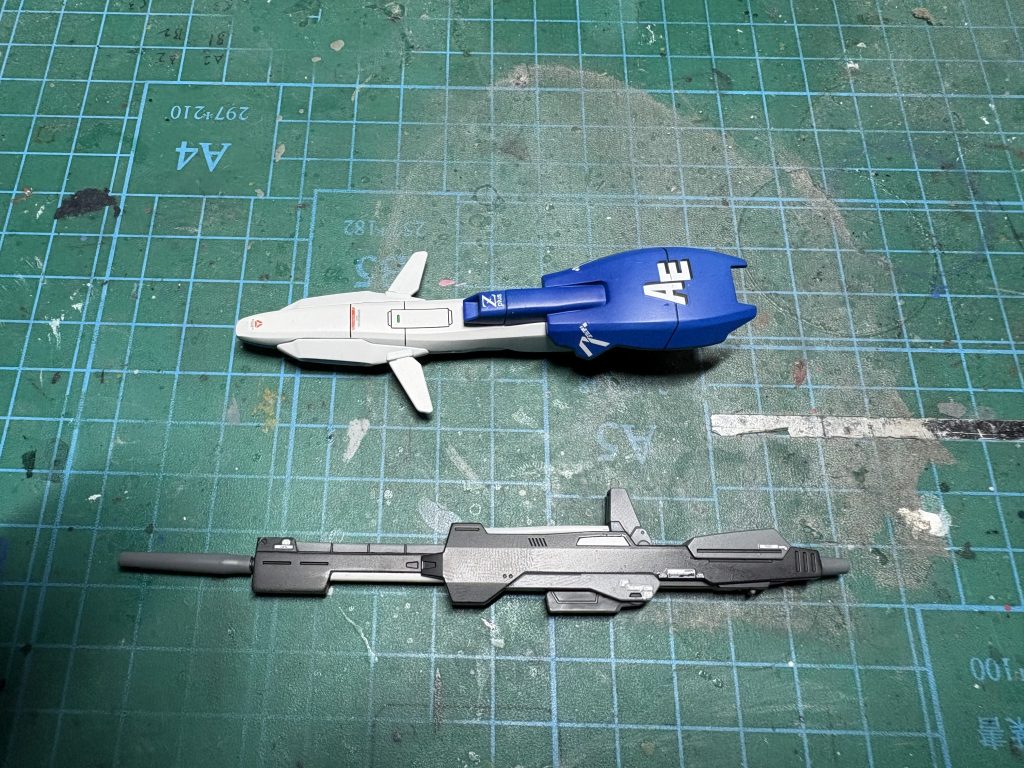 ビームライフルは塗り分けしました