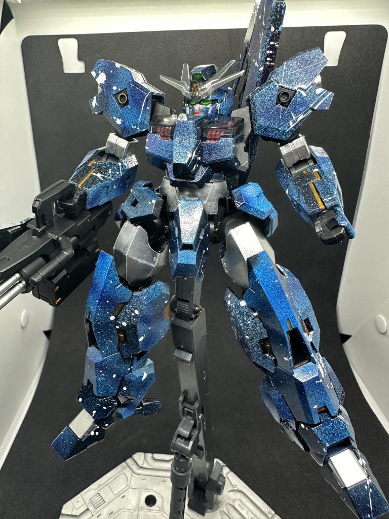 宇宙っぽく塗装してみたのですがこれがかなりかっこいいことに気が付きました😎🤘