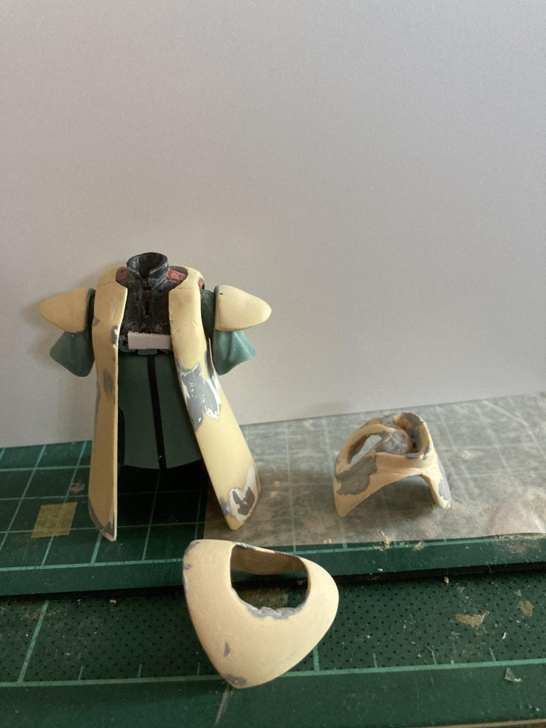 塗装を考え別パーツ化