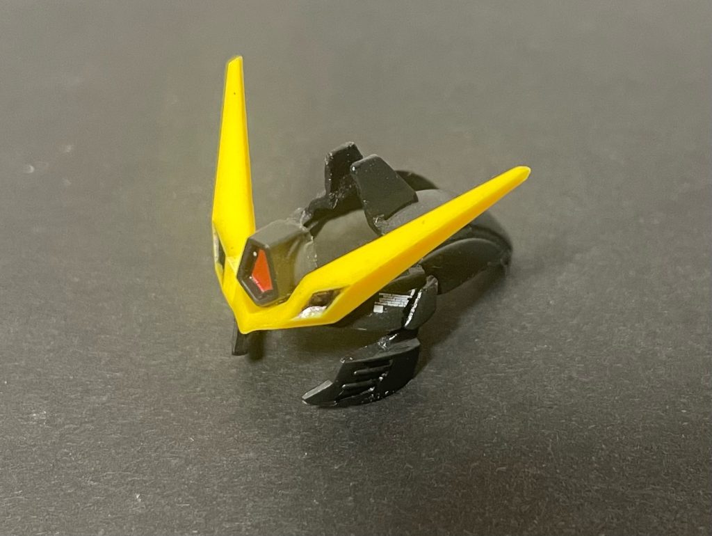 なお、ヘッドアーマーにはブリッツからアンテナだけでなく頬カバーも移植