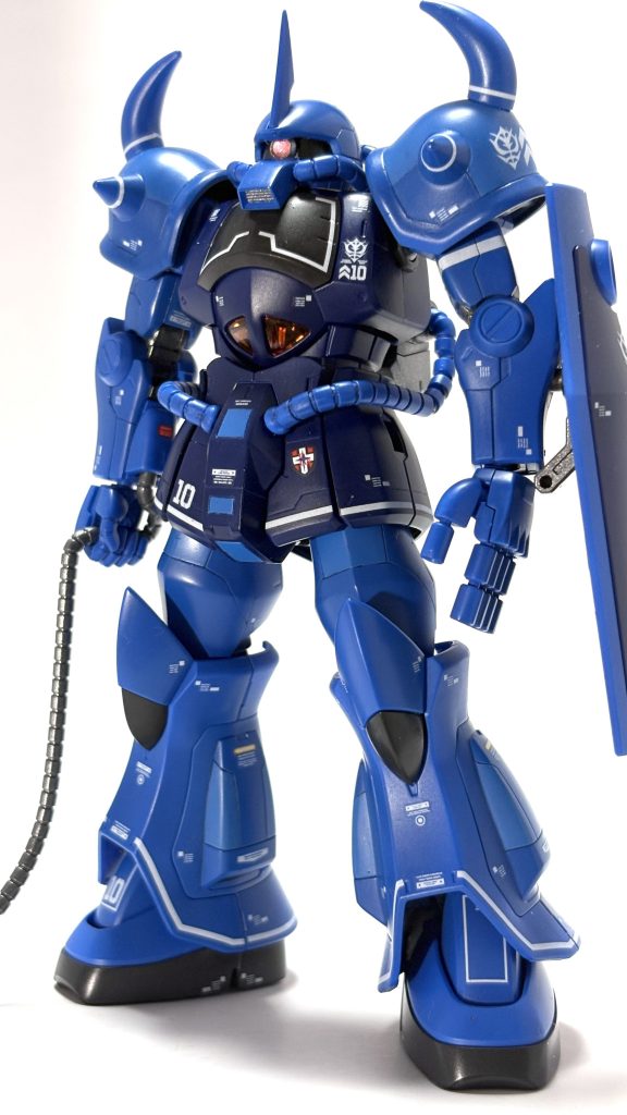 分かりにくいですが、ライトブルー部分は2種類の濃淡を使用しています。