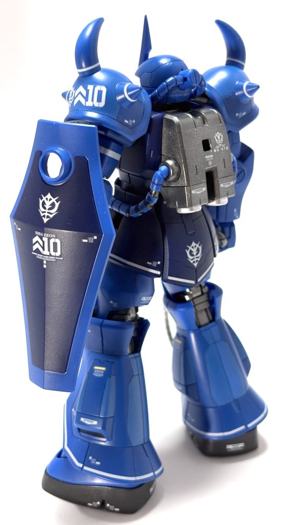 SEED系と比べると、可動域は狭いですね