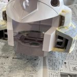 1/100&nbsp;デビルガンダム最終形態　を作ろうとしてます。まずは下半身？[…]