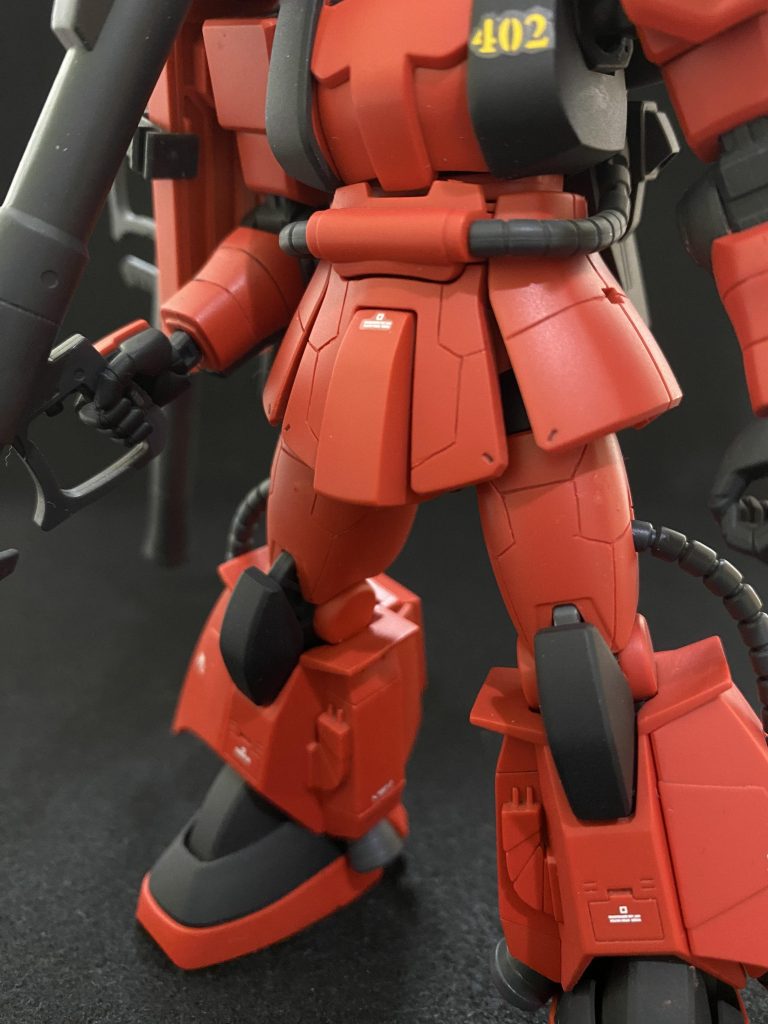 腰アーマーと太ももにスジボリを入れてみました