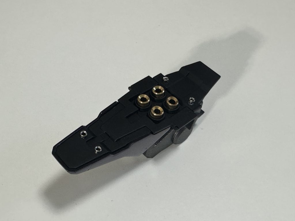 見えない足の裏もしっかりとディティールアップしています。