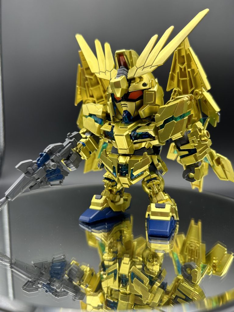 ガンダムフェネクス–3枚目/制作者：のん