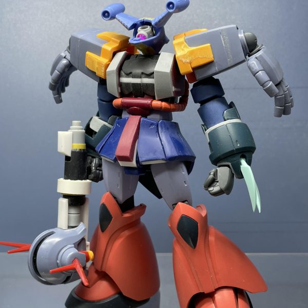 久しぶりのUPです😓ガンプラ以外を作ってまして、落ち着いたところで、吉本プラモデル部の模コンに参加するべく作品にとりかかりました。完成までの形の変わり様です。作品テーマは見ての通り、わかりやすいです。そうじゃない機体も一部ありますが…バランスが1番しっくりきたので採用してます😅（6枚目）