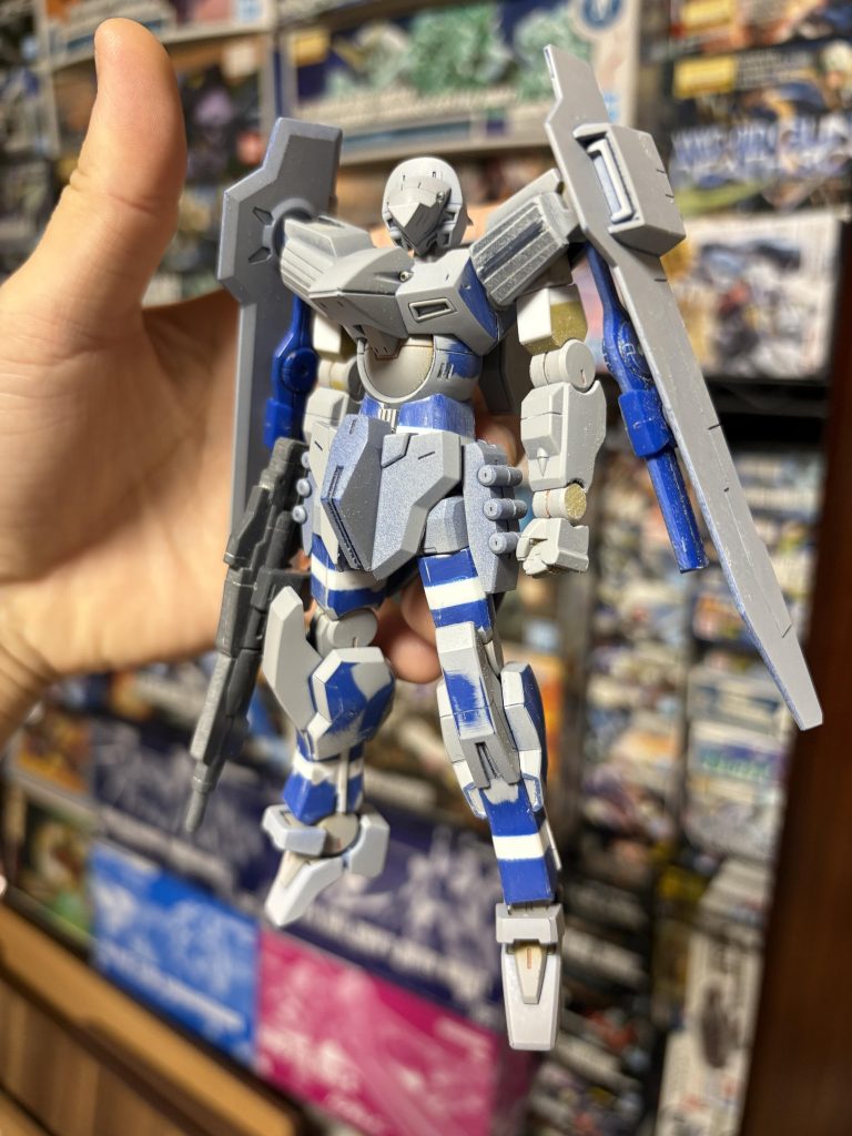 延長したのは太もも、足首、胴体、二の腕です