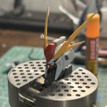 手始めにトサカを付けてみた、ガンダムと言ったらトサカだよなって事で😙形は変えるか[…]