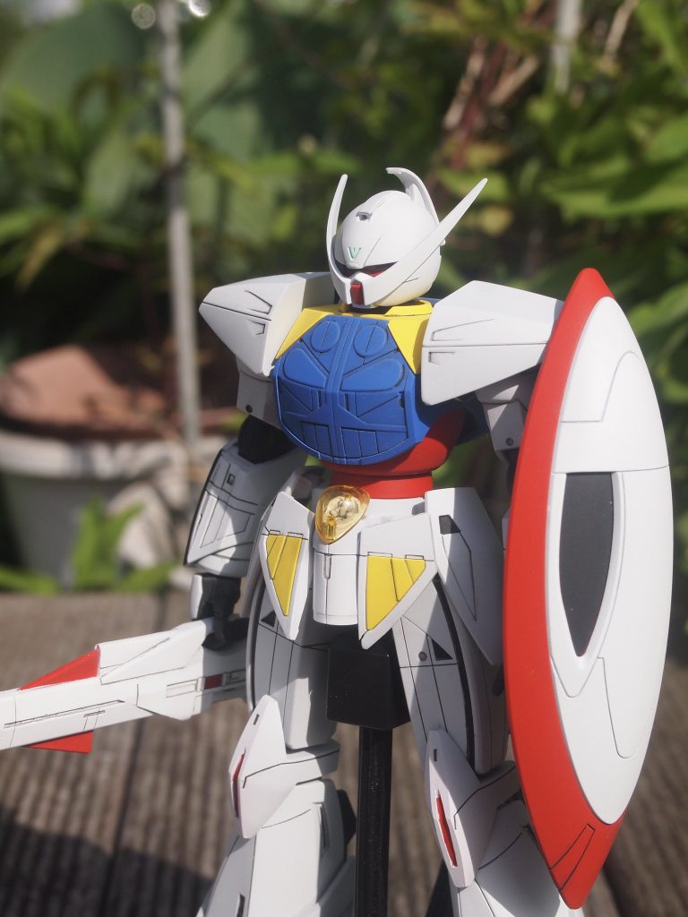 実はジャンクで800円だった掘り出し物ですので色々と欠品していました…サーベルラックは二本とも無いんです。