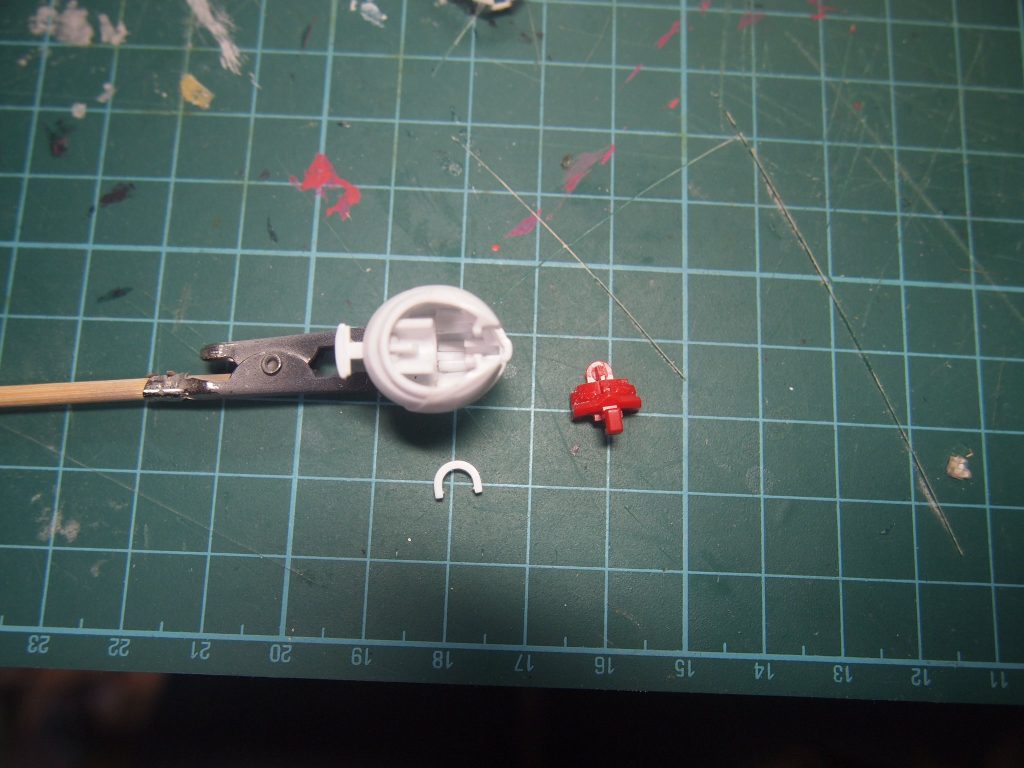 顔の後ハメ加工はこんな感じです。