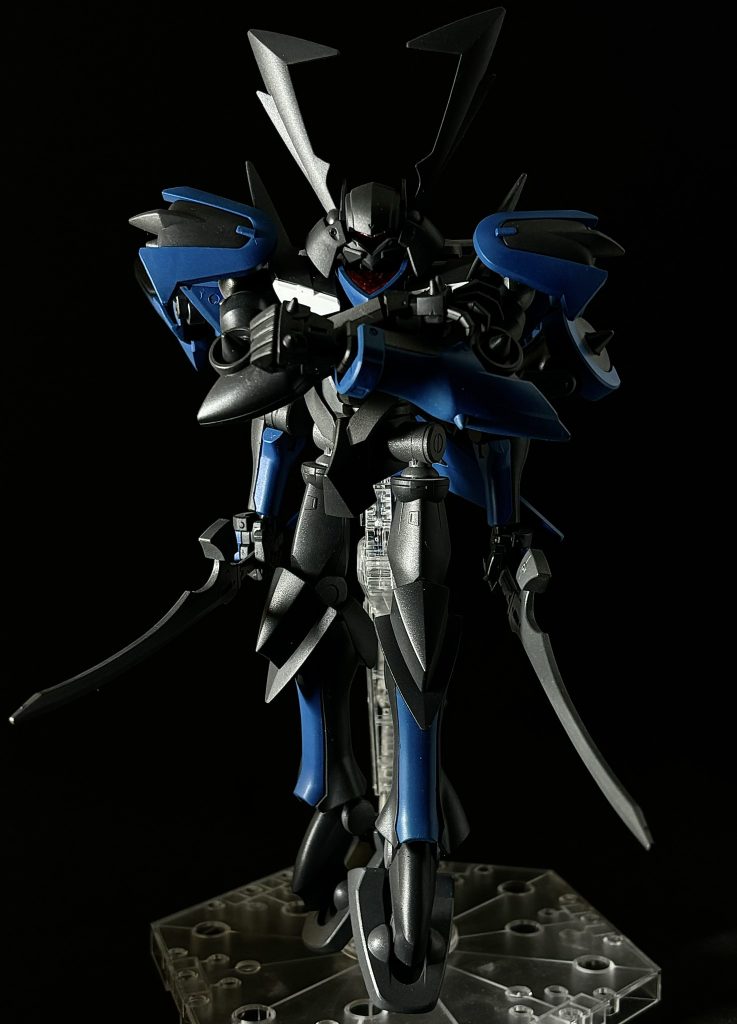 最後はキリッとポージングで。ここまで見ていただいてありがとうございました。