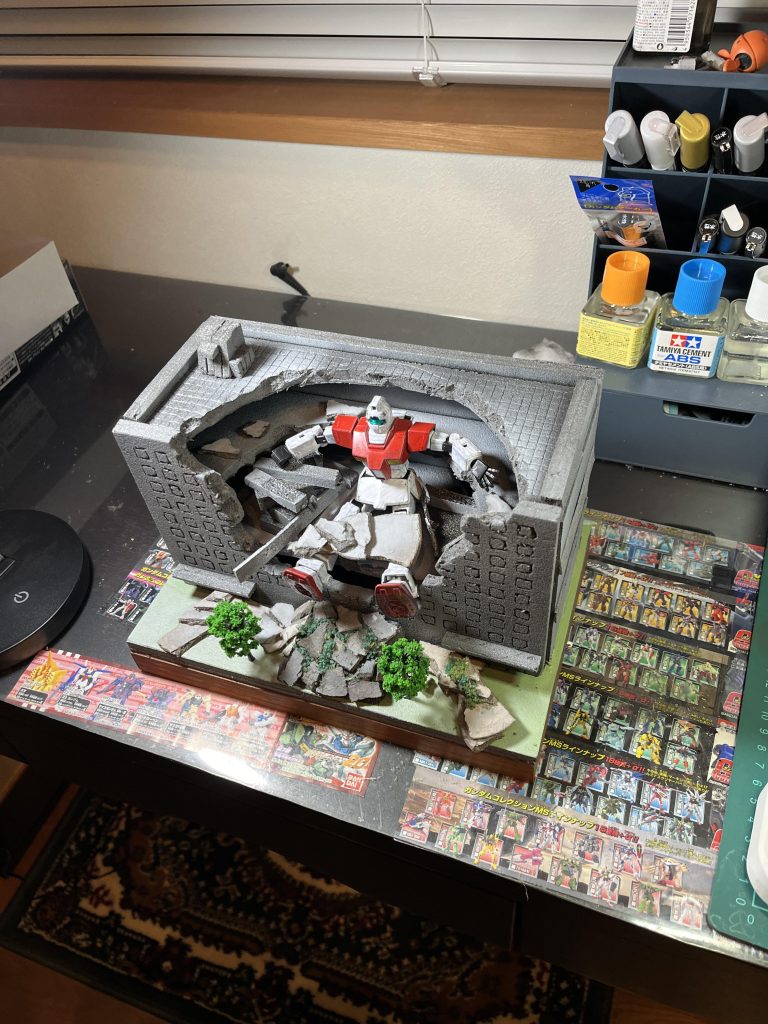 ジオラマオールDAISO。ジムも含めて今日1日で作れた。見てくれてありがとうございます。