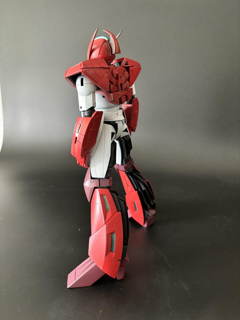 接続ピンを再生させたり、バラしたときに反ってしまったパーツを修復したり中々手のかかる子でしたが完成できてよかったです。次はお兄ちゃんを再生したいと思います。