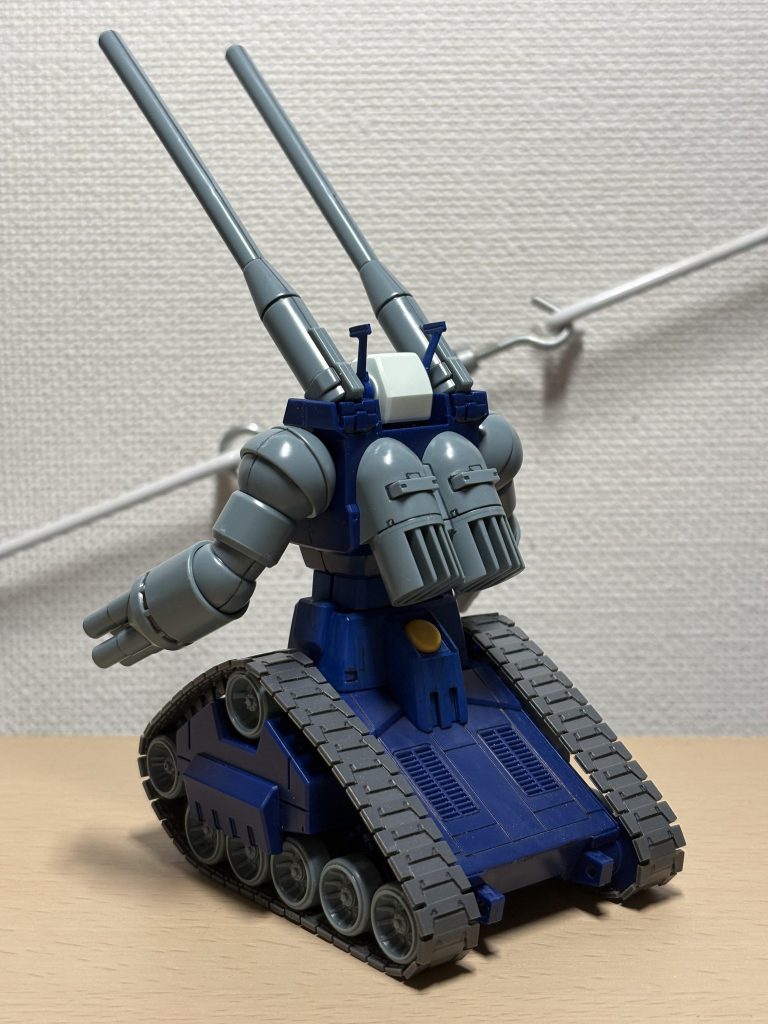 HGUCとは言え、もう昔の安いキットだけど、造形は見事なり!