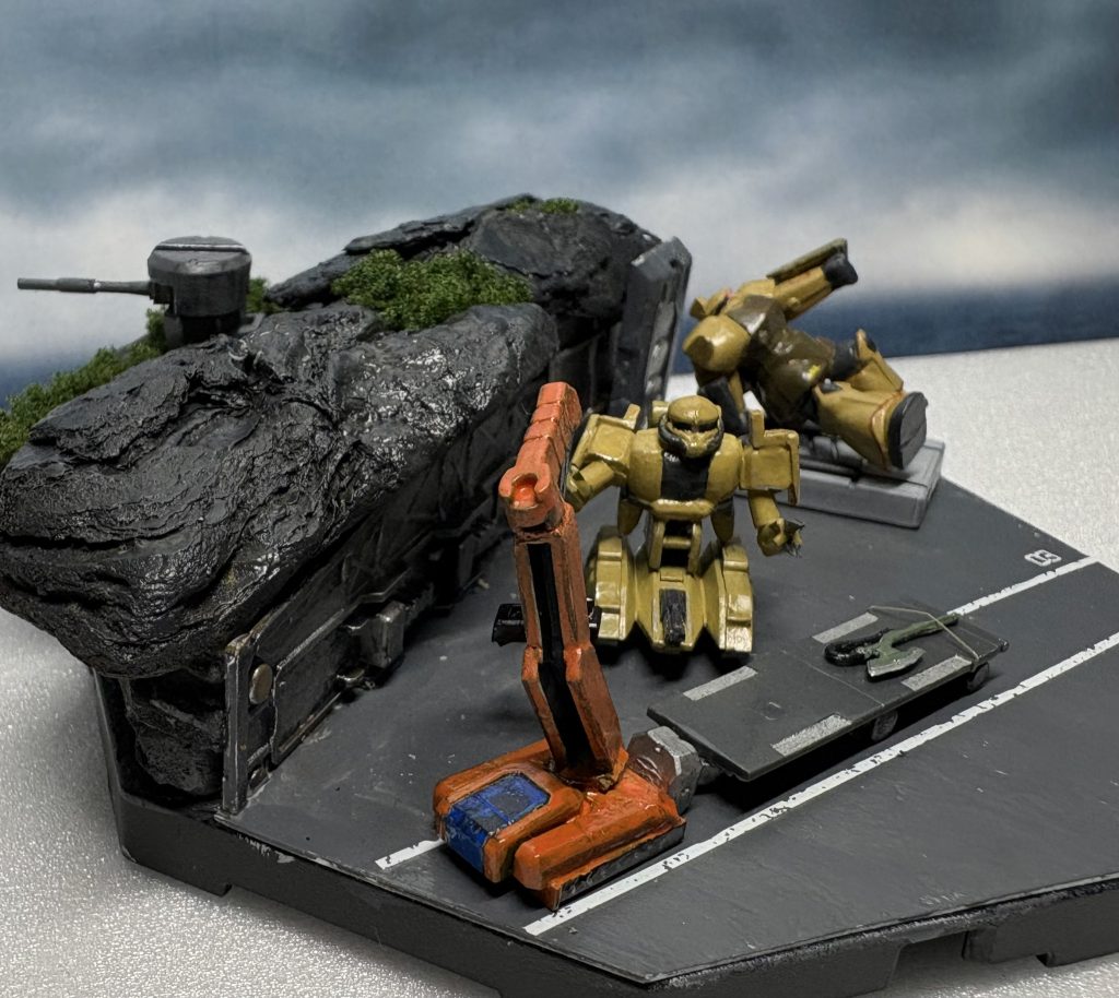 雰囲気はザクタンクに見えれば嬉しいです