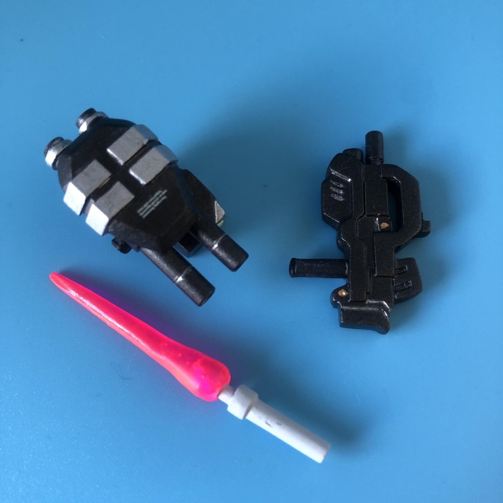 武器は、2連装ビームライフルアサルトライフルビームライフル。