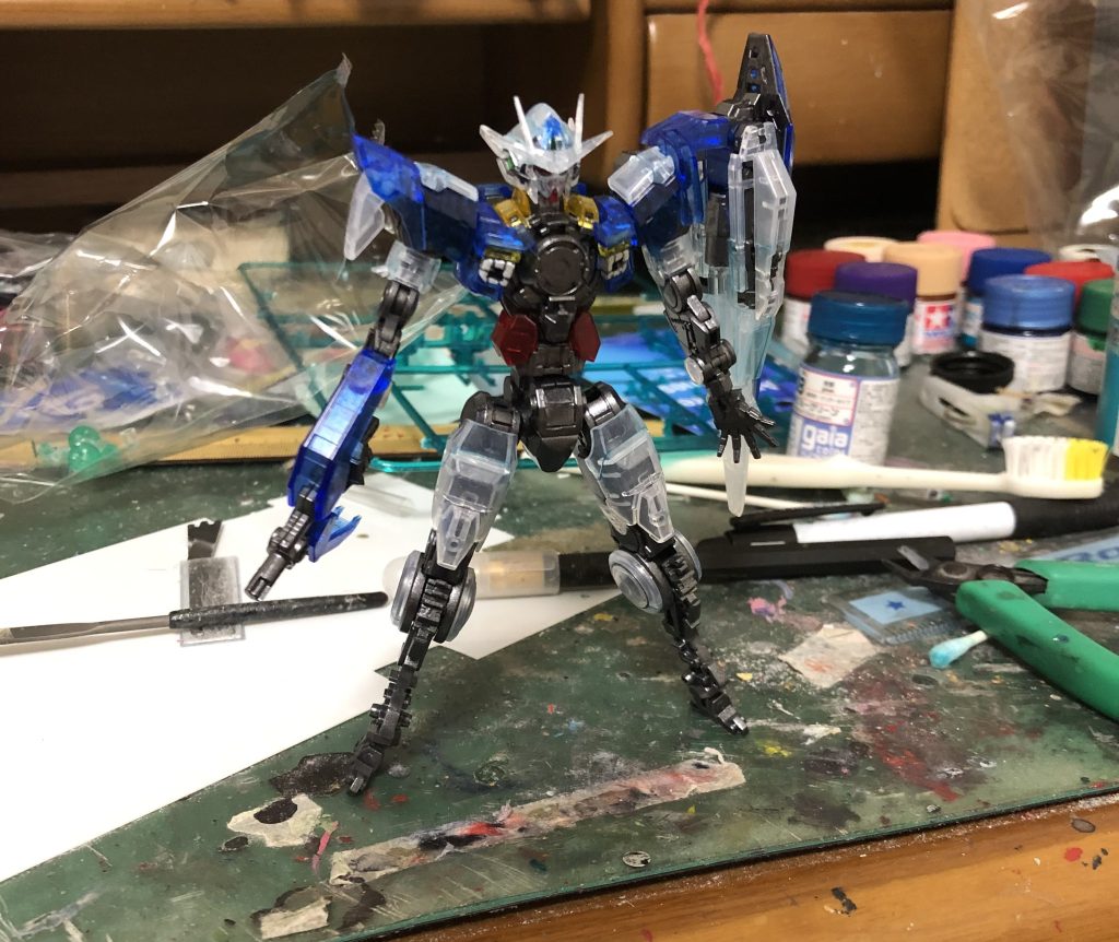 5年ほど前の制作写真。GNソードの刃とGNコンデンサーの塗装前の姿です。