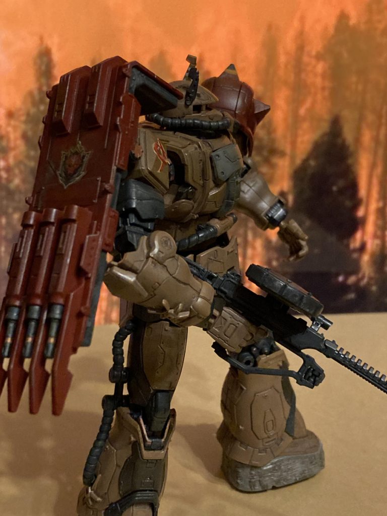 レッドウルフ隊のエンブレムは付属のものです。