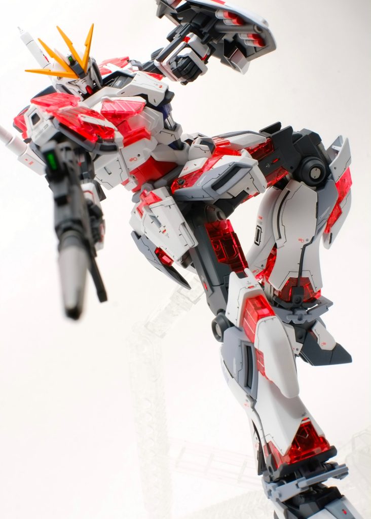 アクションポーズ2(アングル違うだけ)