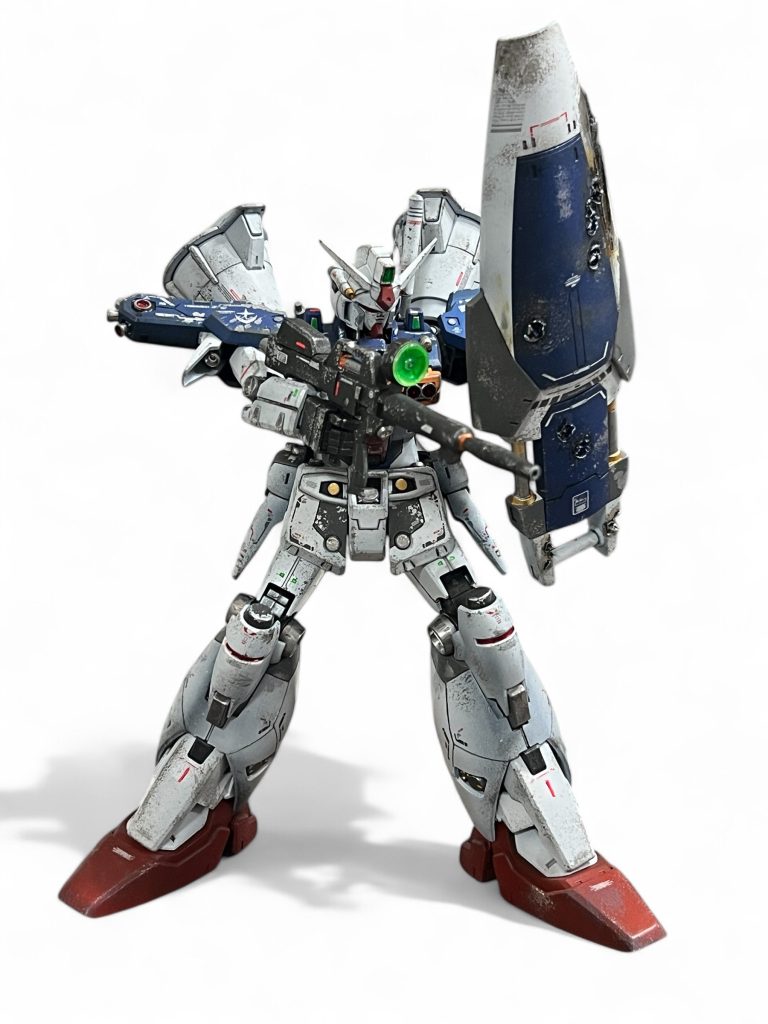 汚しすぎた感は否めませんが、結構気に入ってます🤣シールドのビーム痕は、熱したドライバーを押し当てました。