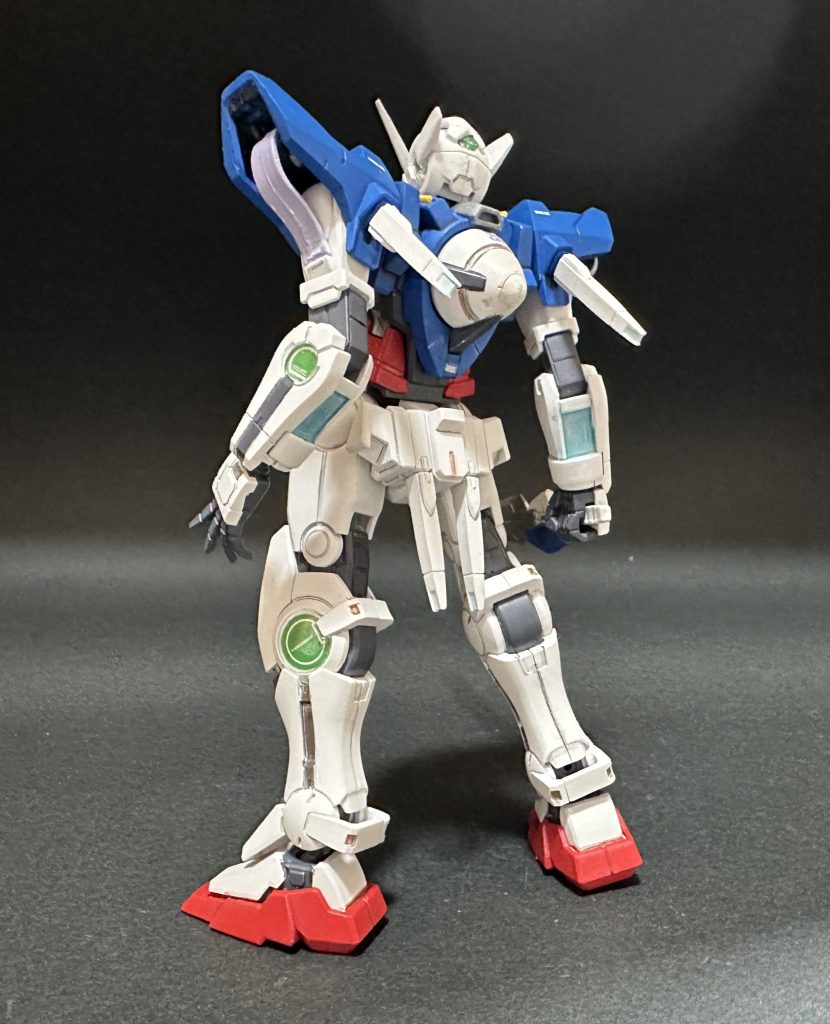 ＲＧを作った時に余剰になったデカールやシールを貼ってみました。