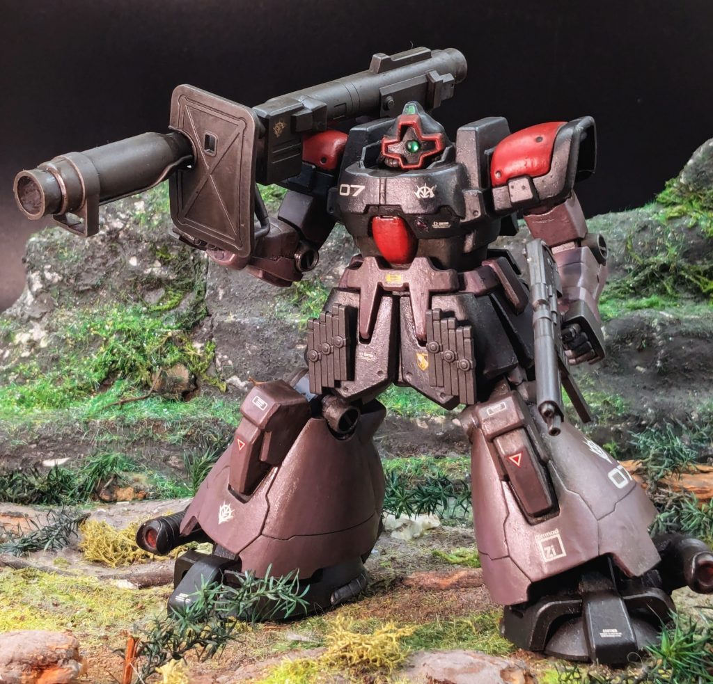 全体的にトーンを落としてバランスをとりました。